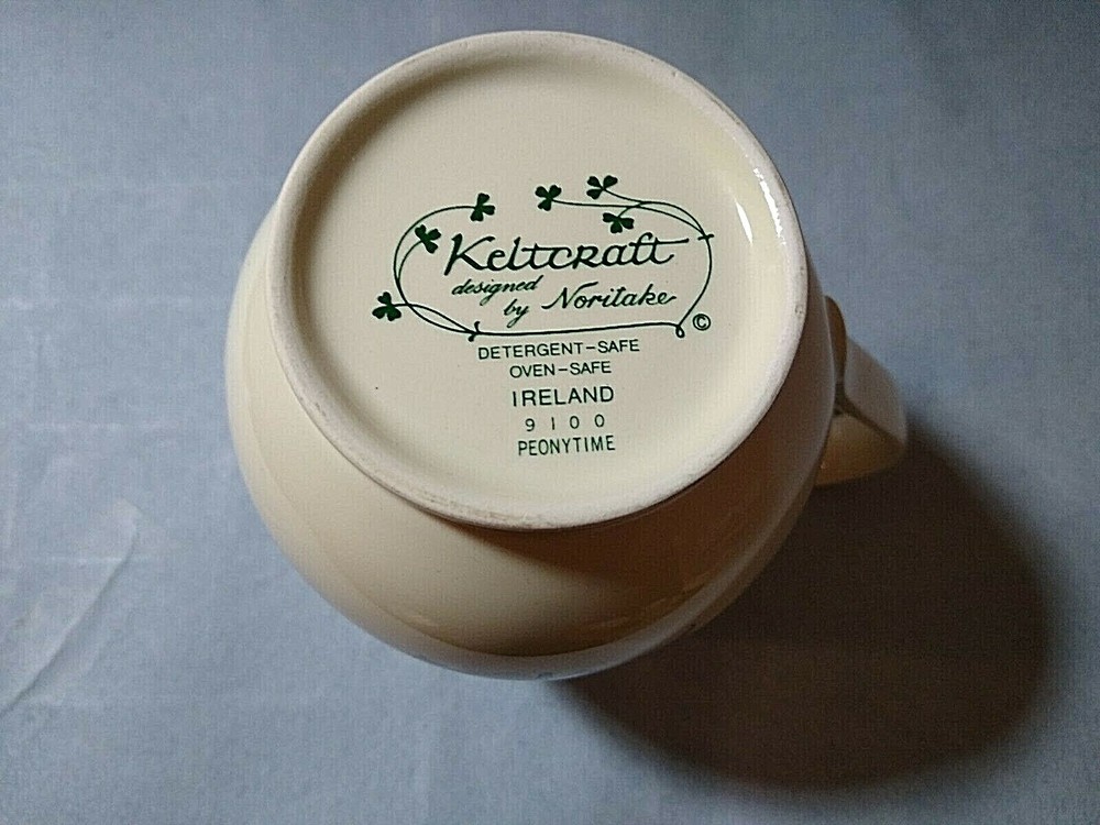 Noritake Peonytime creamer