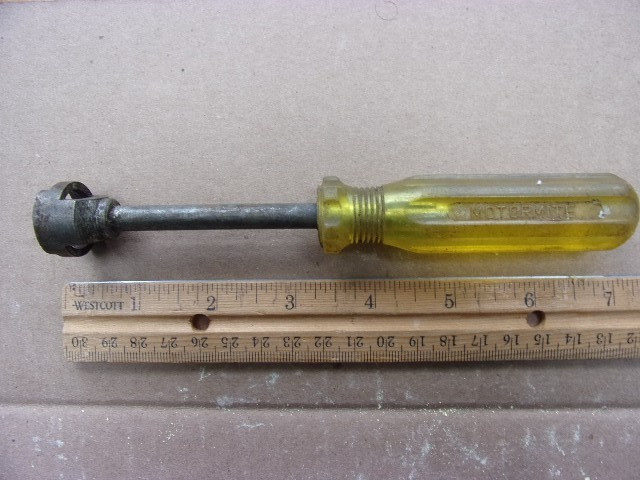 VINTAGE BRAKE HOLD DOWN SPRING TOOL MOTORMITE YELLOW HANDLE