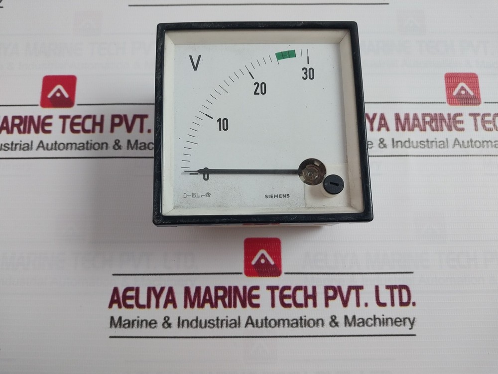 SIEMENS 0-30V Voltmeter 1.5