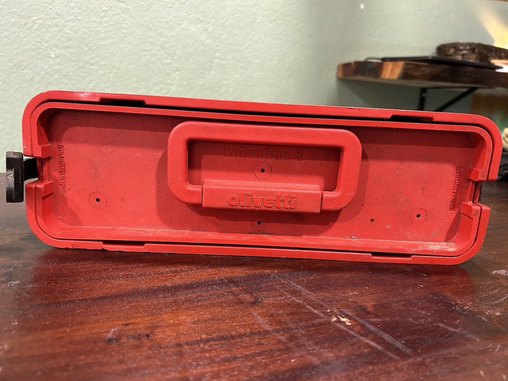 Olivetti Valentine S Typewriter Red