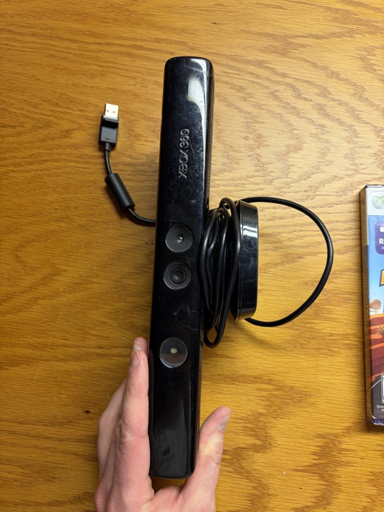 Official Microsoft Xbox 360 Kinect Motion Sensor + Game! Tested