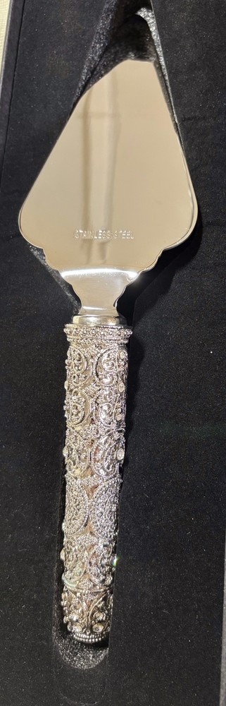 Tizo Jeweled Handle Pie Server