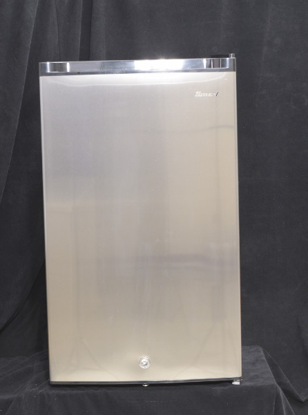 3 Cu ft Small Freezer Kitchen Home Compact 10.4℉〜-11.2℉ - Certified Refurbished