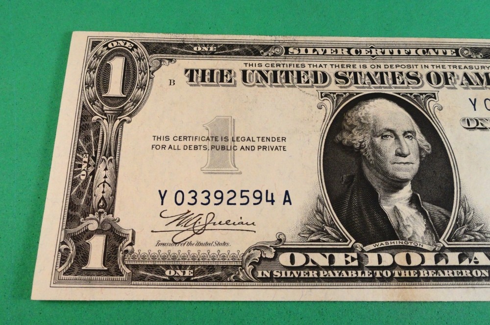 US $1 SILVER CERTIFICATE / HIGH GRADE - SERIES 1935A