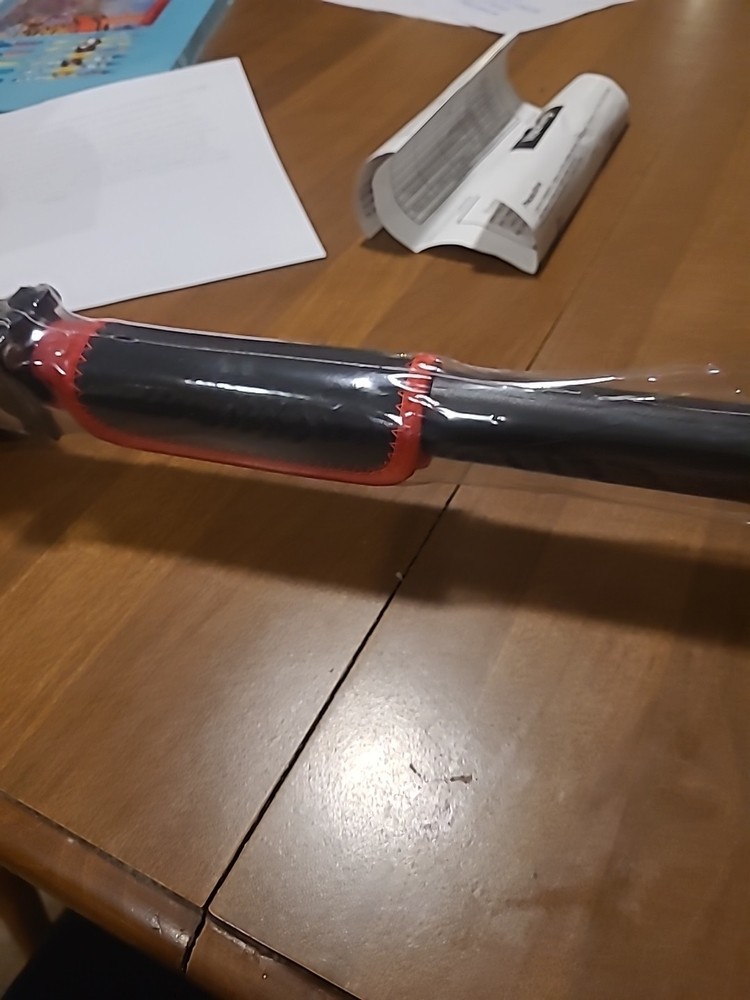 Vaaizo Expandable Pull Up/ Chin Up Bar