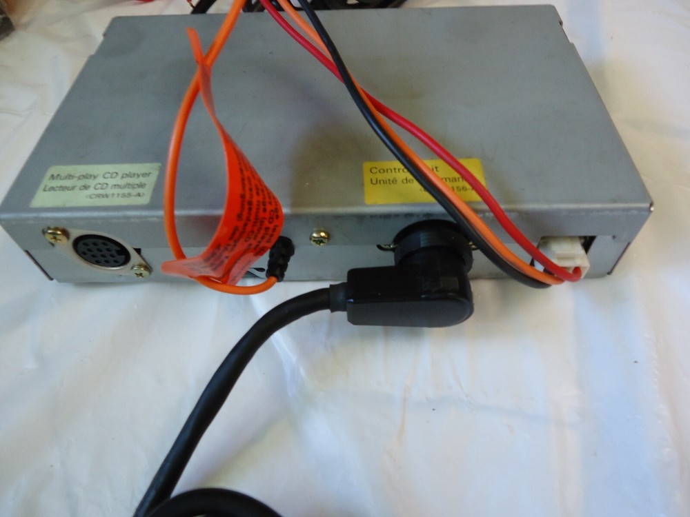 SYSTEM CONTROLLER CWM2601 FM MODULATING FREQUENCY