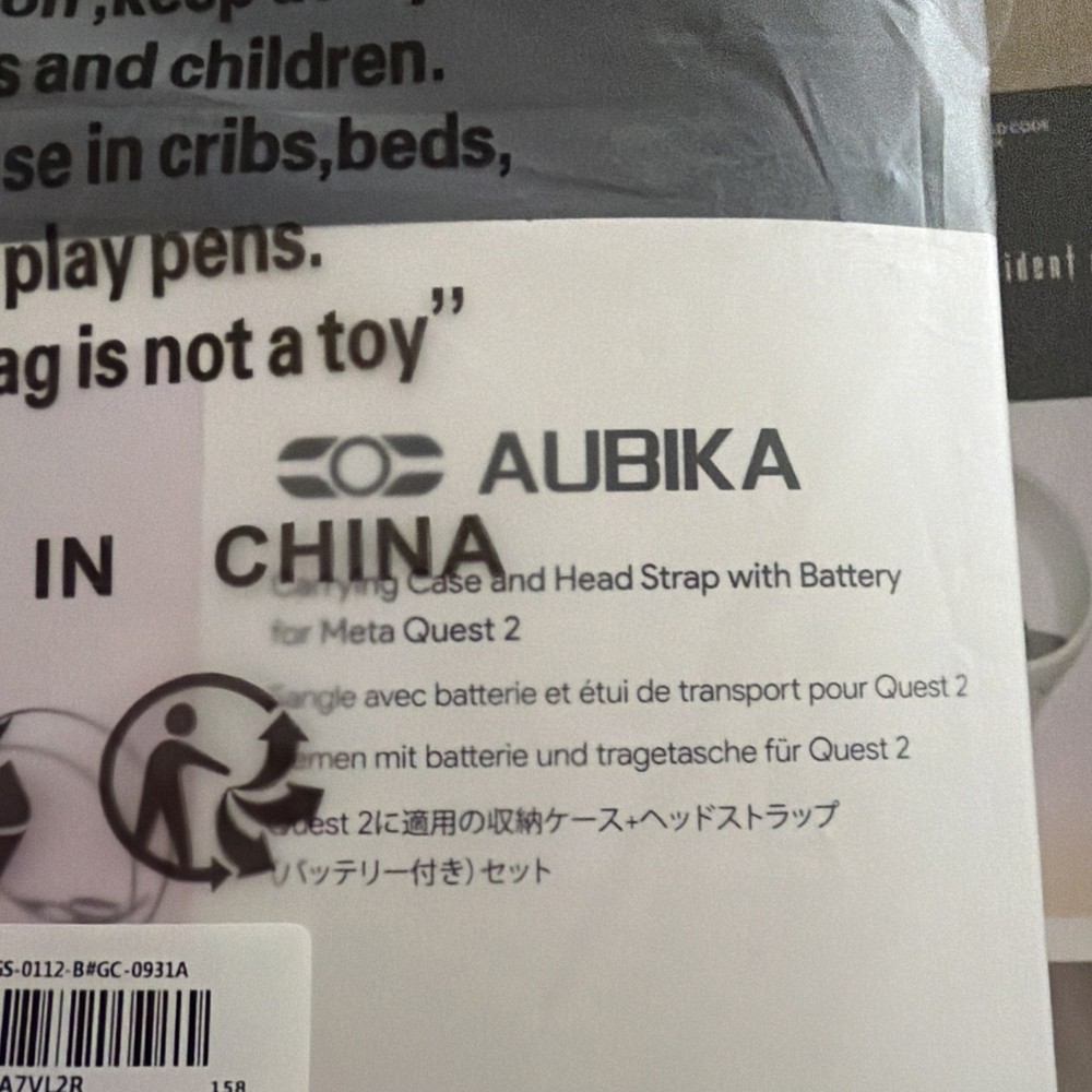 BNIB Meta Quest 2 Virtual Reality Headset BUNDLE + Aubika case + controller grip