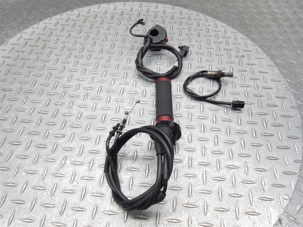 2014 13-17 Triumph Daytona 675 675R Right Switch Throttle Control Oxygen Sensor
