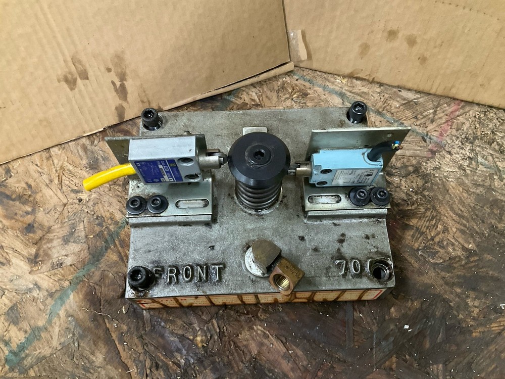 HAAS VF-0 1994 Tool Unclamp Module Block