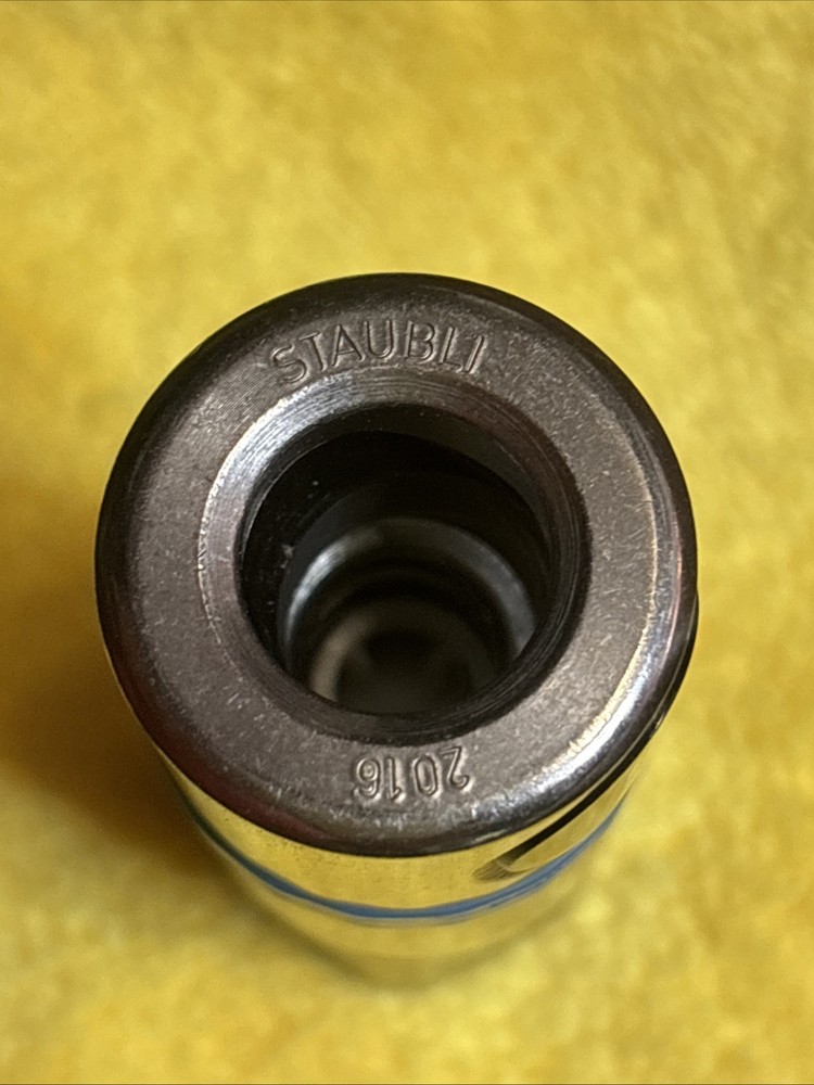 Staubli RCS08.1203 Automatic Quick Release Coupling 1/2” NPT Female Socket