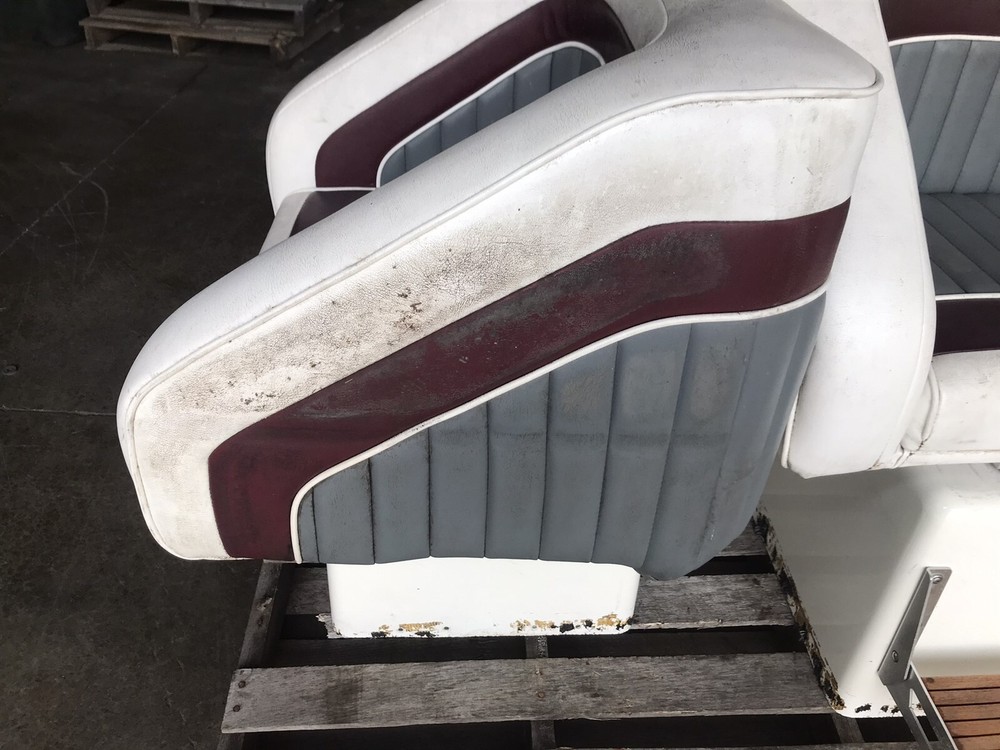 boat captains chairs seats and mount base boxes