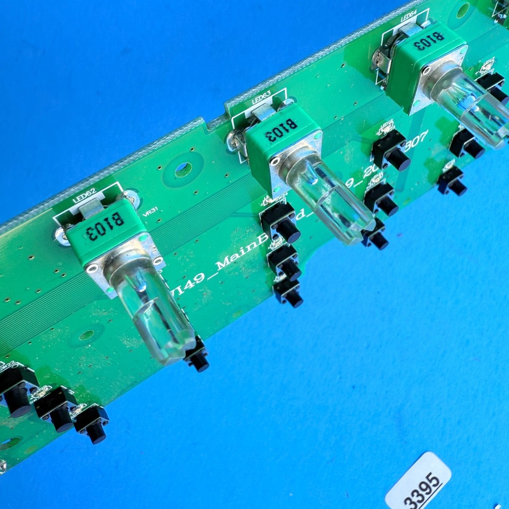 ALESIS VI49 MIDI Keyboard Controller OEM Part: Knobs Display Main Board PCB