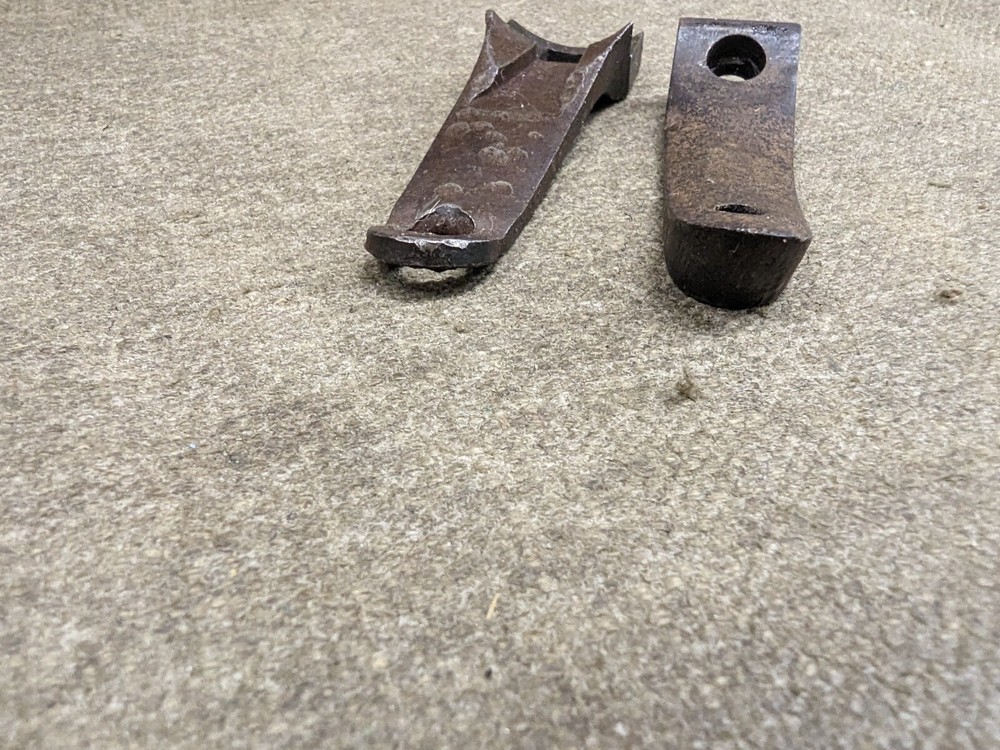 Japanese Arisaka upper and lower receiver extensions, tangs