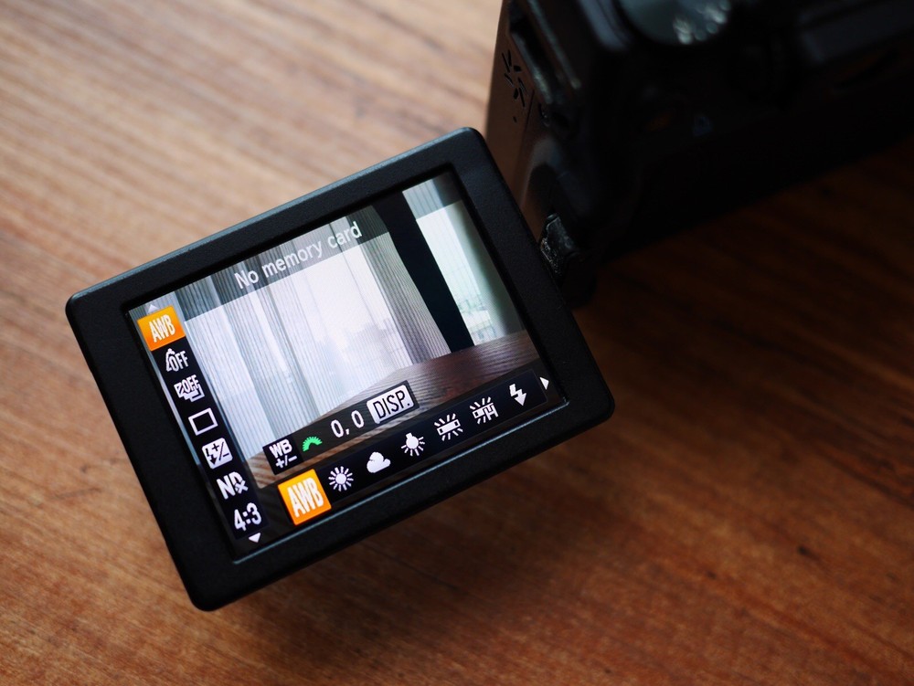 Canon G12 PowerShot Digital Camera 10MP with Battery