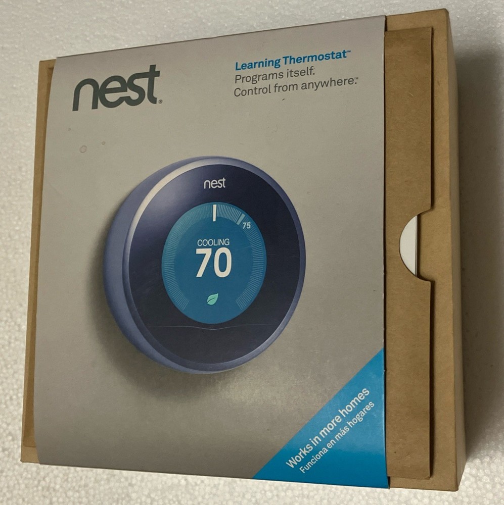 Nest Learning Programmable Thermostat Silver In Excellent Condition Works Great