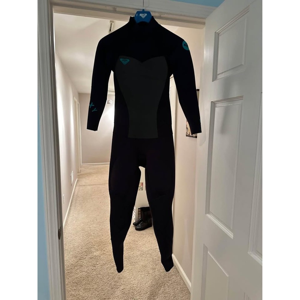 EUC Roxy 5/4/3 Wetsuit Size 6