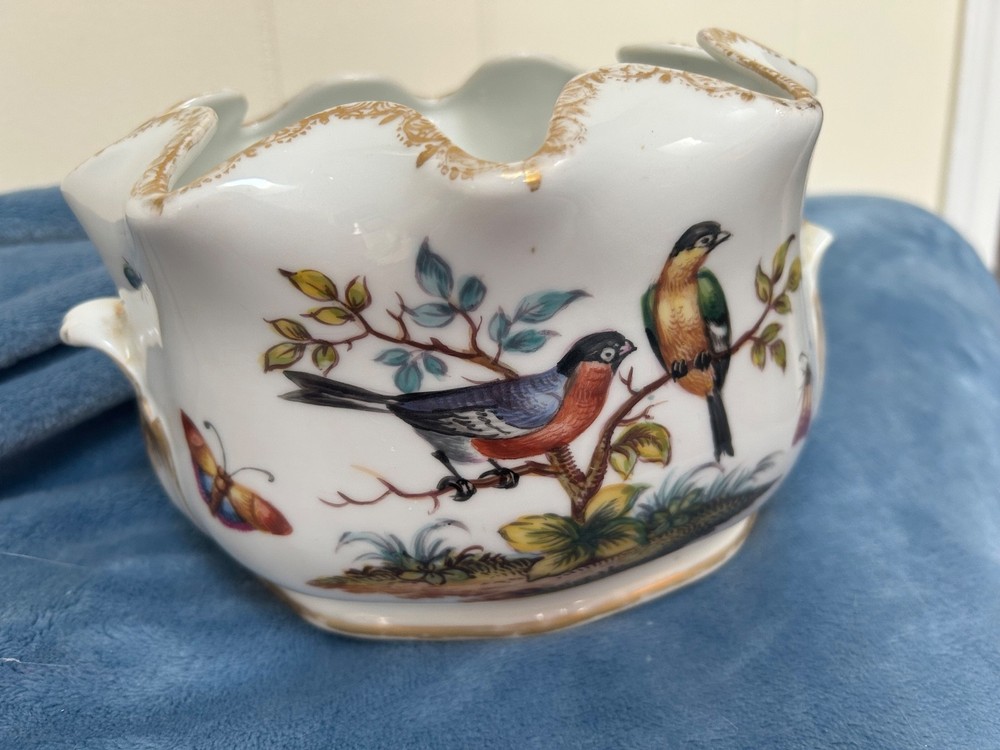 Helena Wolfsohn Dresden Augustus Rex Cache Pot Planter AS IS missing a handle