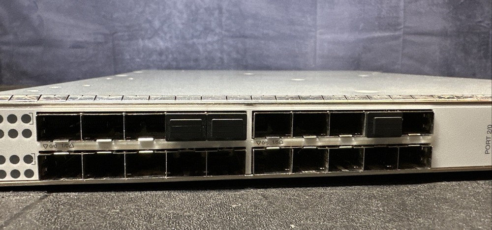 Juniper Networks DPCE-R-20/2XGE Specialty Switch