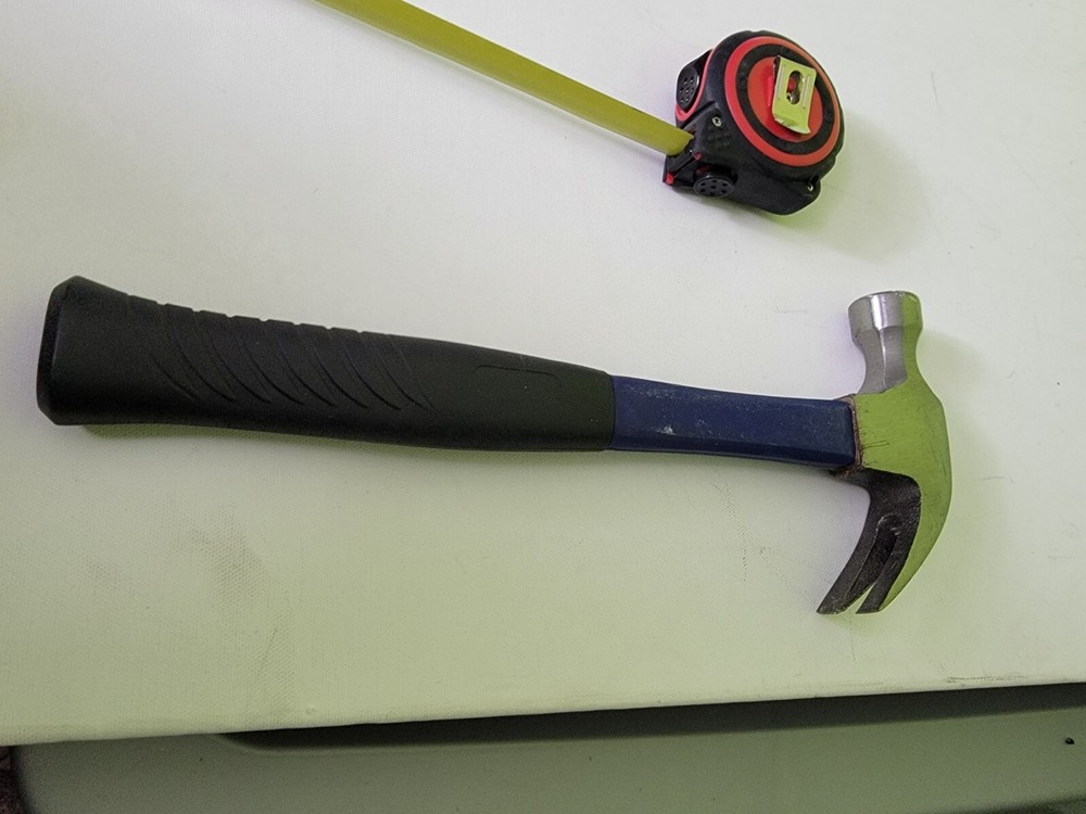 16 Oz Curved Claw Hammer Tool Blue