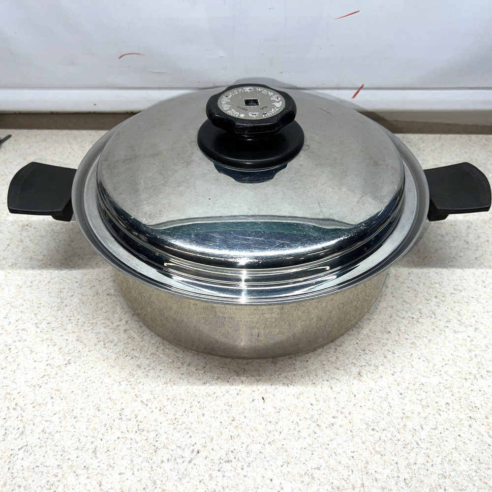 Karen Ware 11 ½" Time Matic Pan with Lid. UNTESTED