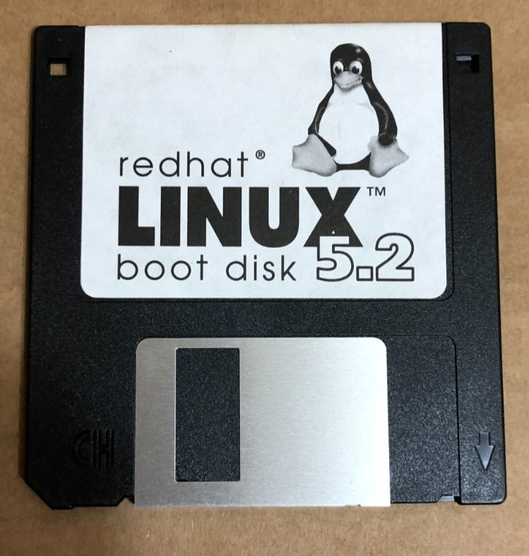 Redhat Linux 5.2 Operating System 3.5 Floppy Boot Disk **