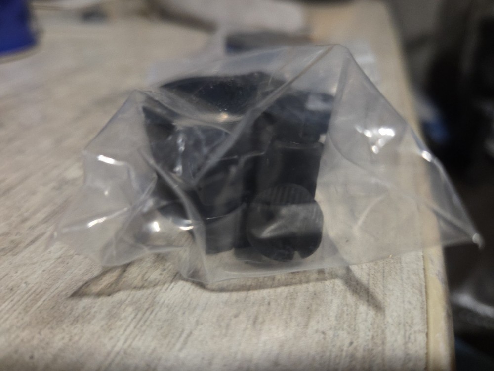 weaver Low 1" Rings 2 strap 4 bolt