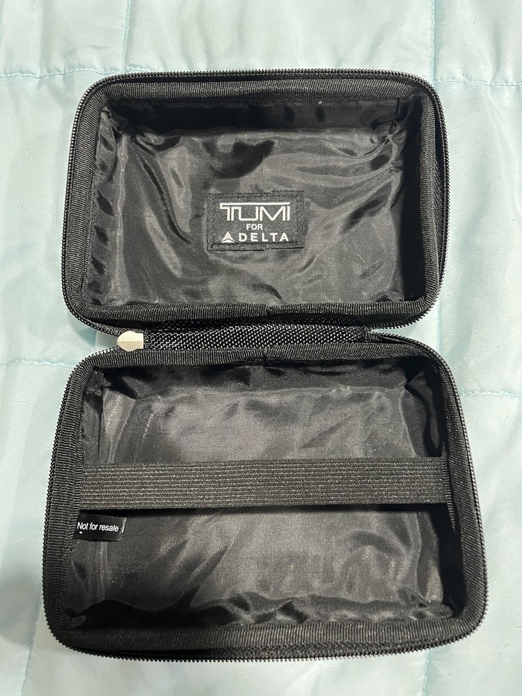 Tumi Delta (Empty ) Amenity Case