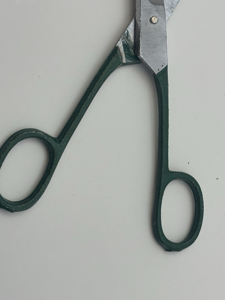Vintage 7 Inch Scissors Green Sharp