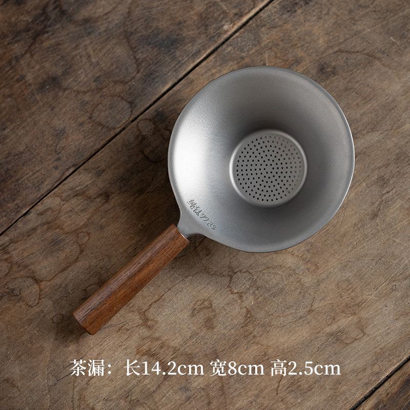 Walnut Handle Titanium Tea Strainer Filter Tea-water Separation Tea Strainer