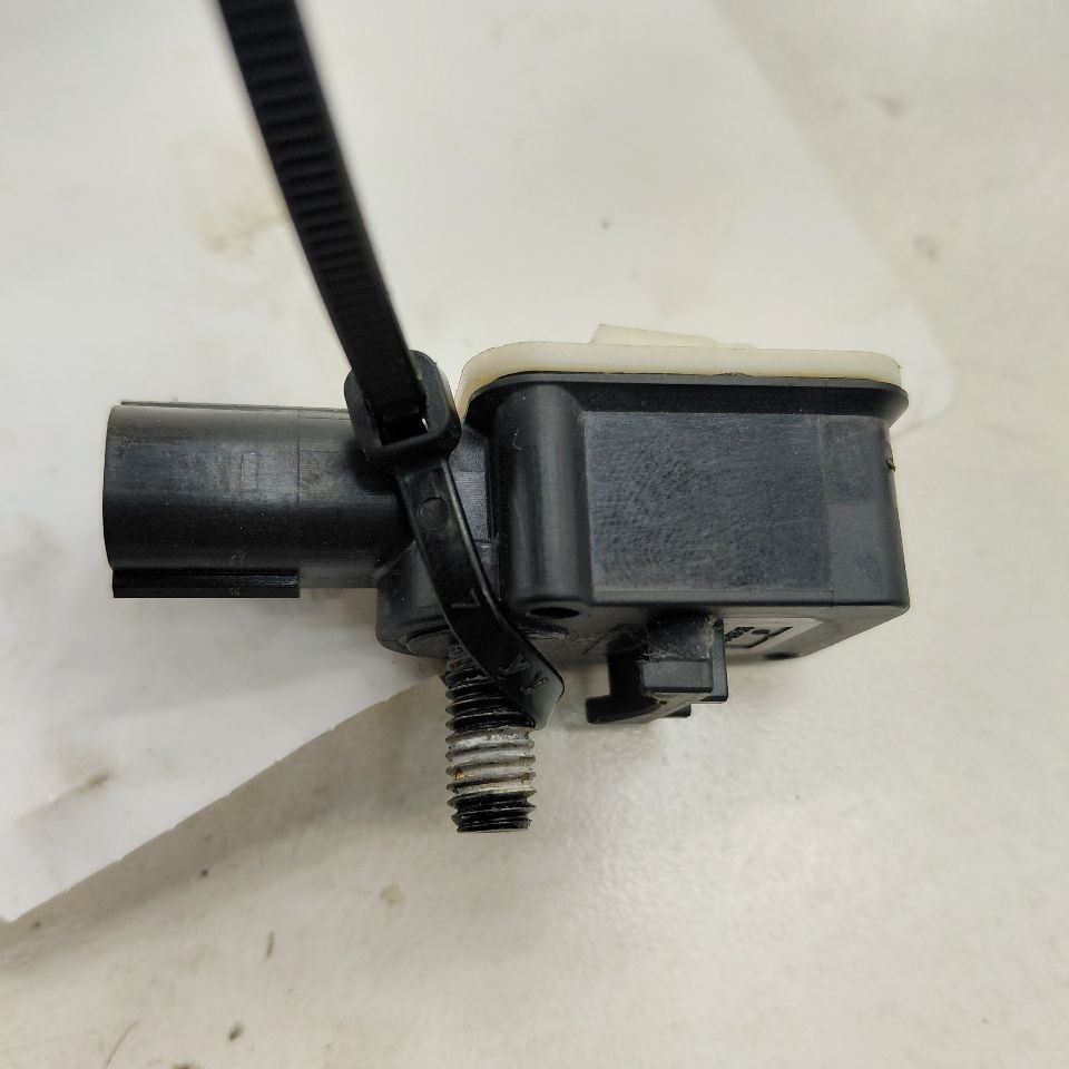 Cadillac XTS Contact Sensor 2016 2017 2018
