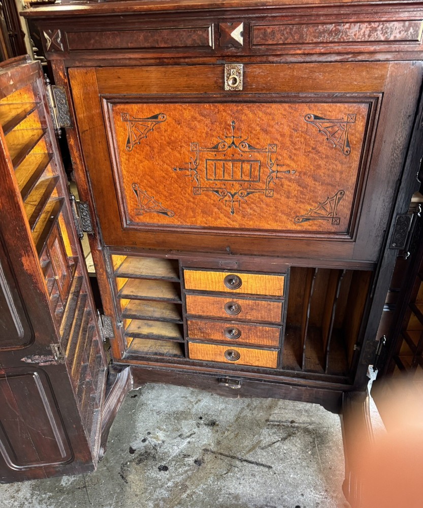 WALNUT AND BURL 3 HINGE WOOTON DESK