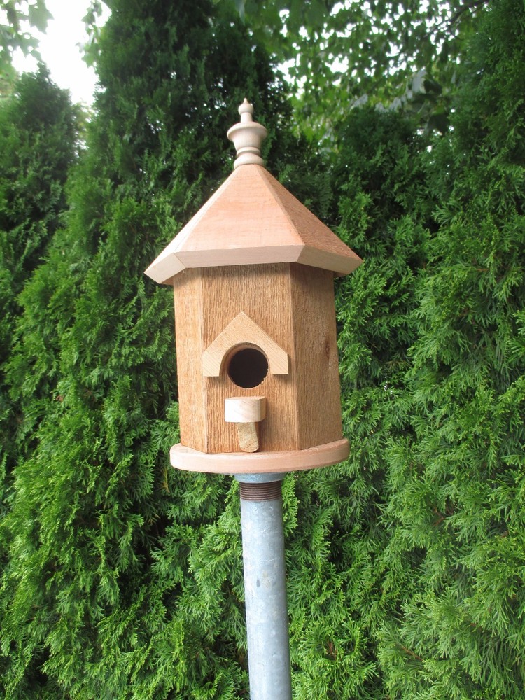 RED CEDAR BIRD HOUSE