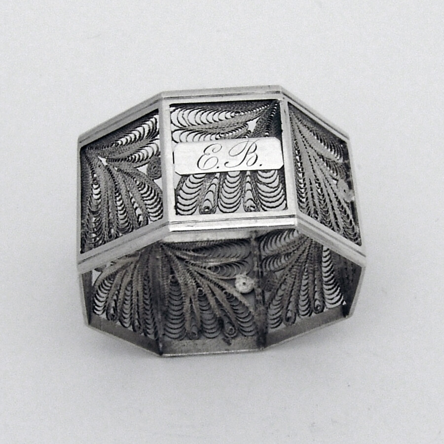 Filigree Design Silver Napkin Ring Octagonal Form Mono EB
