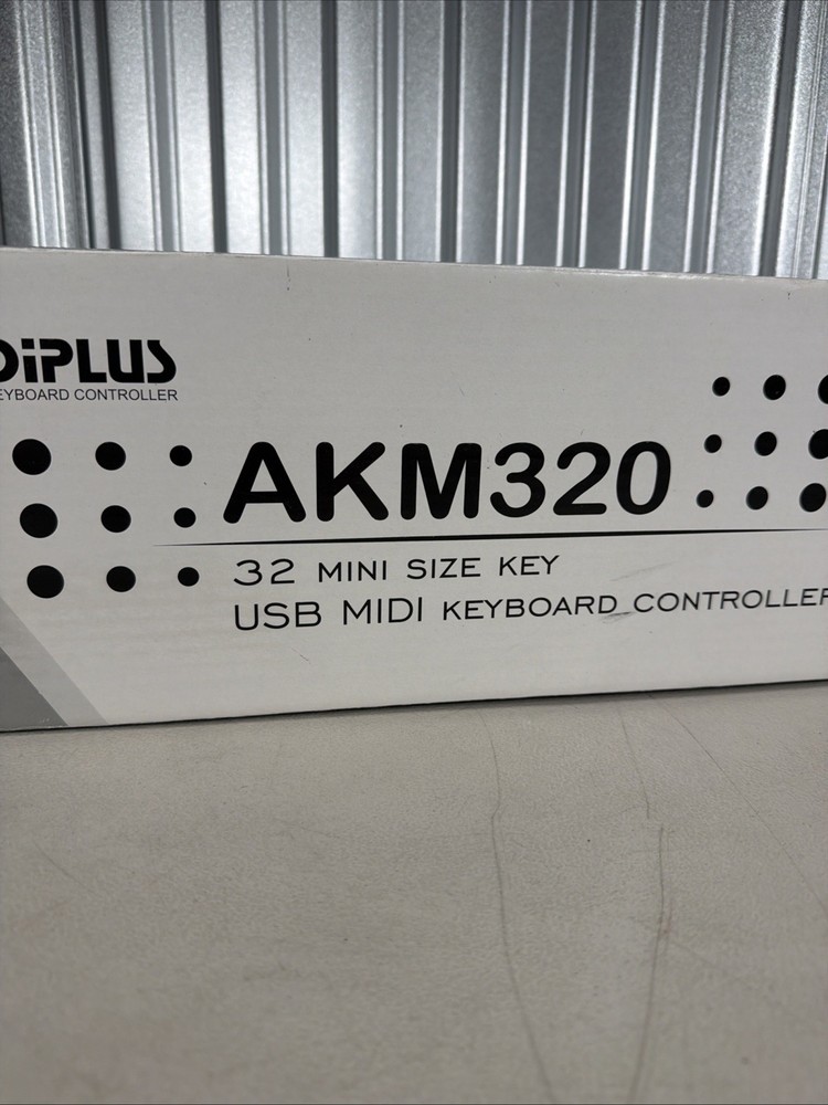 NEW MidiPlus AKM320 USB MIDI Keyboard Controller, Black, 32-key