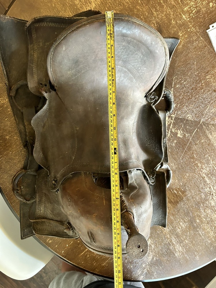 VINTAGE DECORATIVE LEATHER SADDLE. FREE SHIPPING