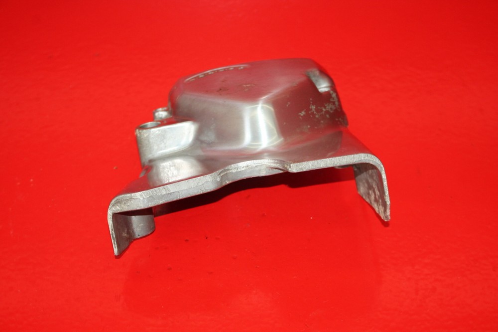 97 HONDA NIGHTHAWK CB250 ENGINE SPROCKET COVER