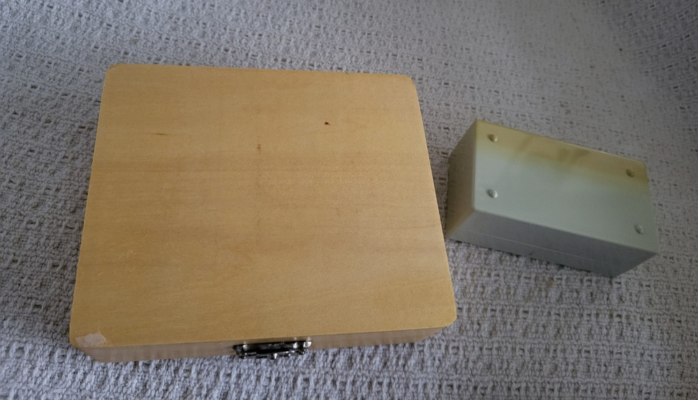 Celestron 25 Prepared Microscope Slide Kit with Storage Case #44410 & More-B