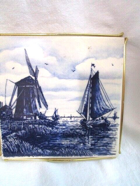VINTAGE DELFT BLUE TILE TRIVET or WALL PLAQUE