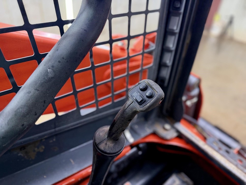 2016 KUBOTA SSV75 STANDARD FLOW OROPS SKID STEER WHEEL LOADER