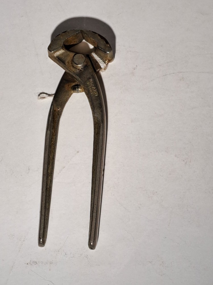 VINTAGE WIZARD H1191 NIPPERS 6"