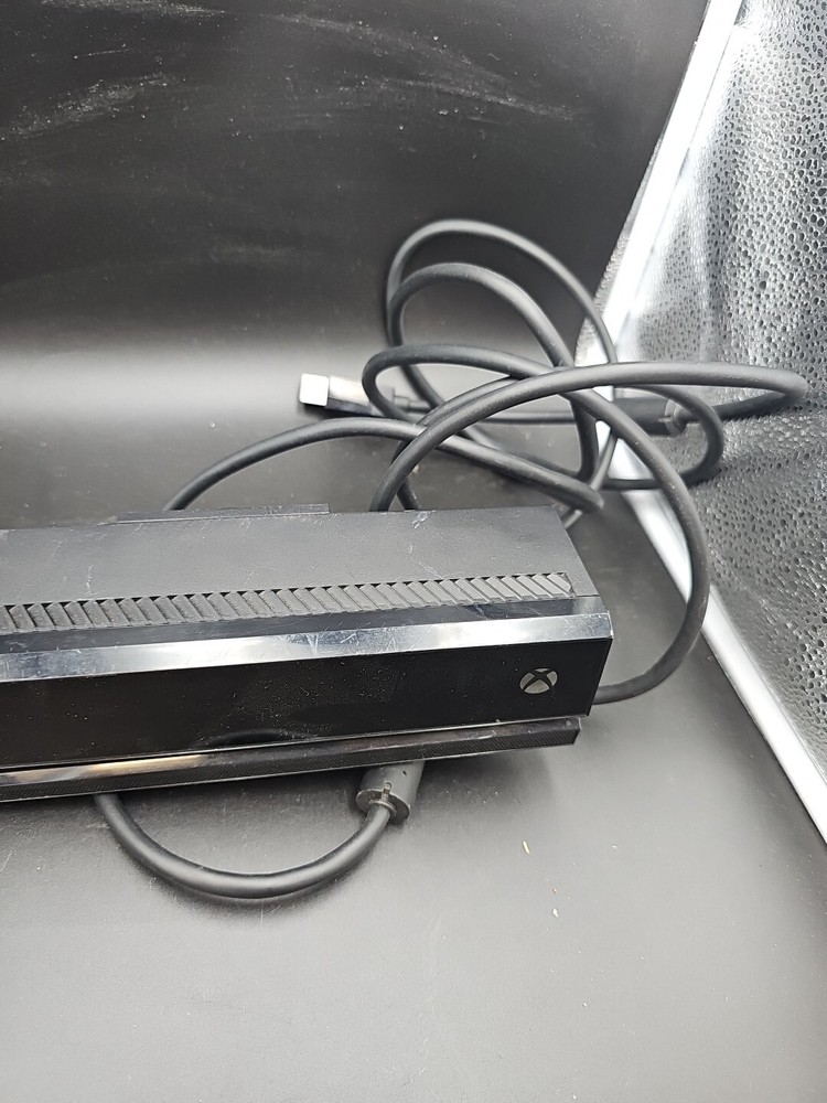 Microsoft Xbox One Kinect Motion Sensor Camera Bar Model 1520