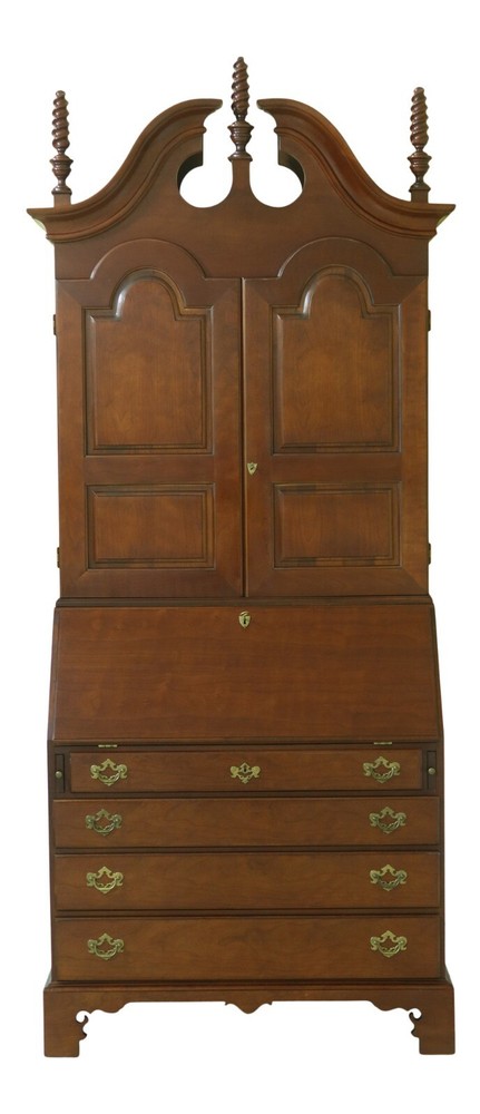 52880EC: WRIGHT TABLE CO. New England Cherry Secretary Desk