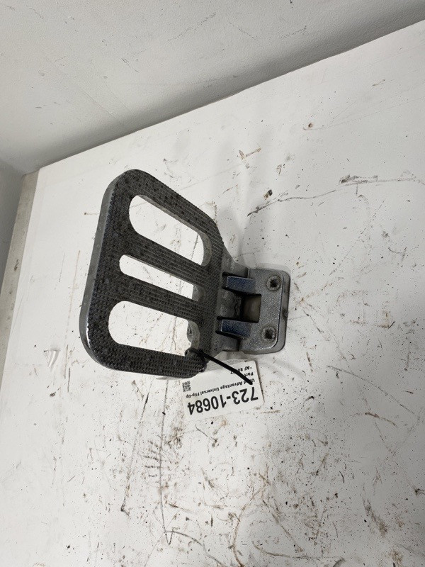 2008 Spartan Advantage Step (723-10684)
