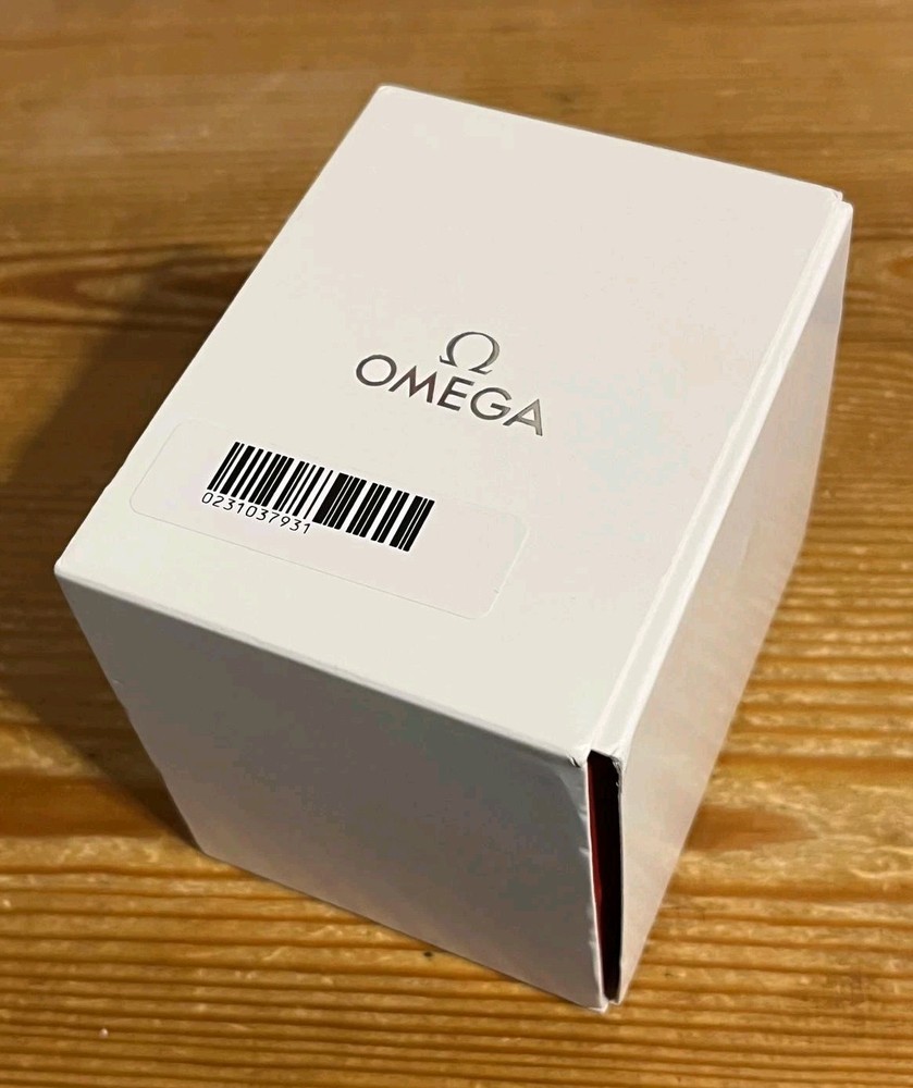 Omega Box(es) - Red - Genuine - New - Complete - Inner And Outer (Presentation)