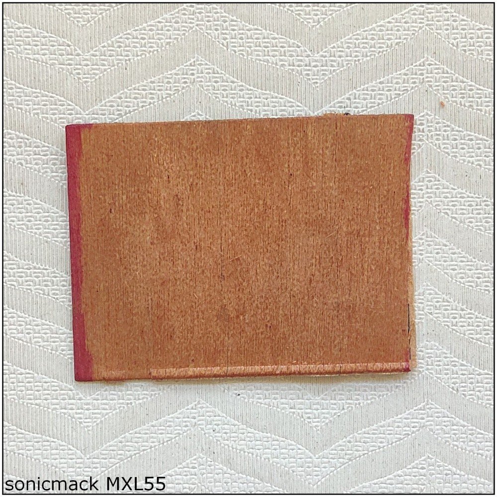 Triangle Brand Macau Matchbox Label (MXL55)
