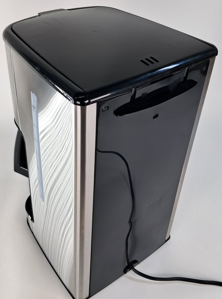 Cuisinart PerfecTemp 14-Cup Programmable Coffee Maker DCC-3200