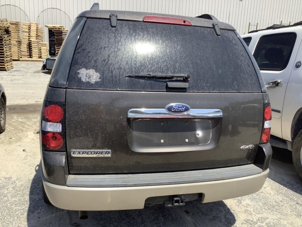 EXPLORER 2008 Glove Box 4609146