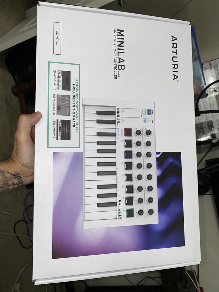 Arturia MiniLab MkII 25 Slim-key Controller