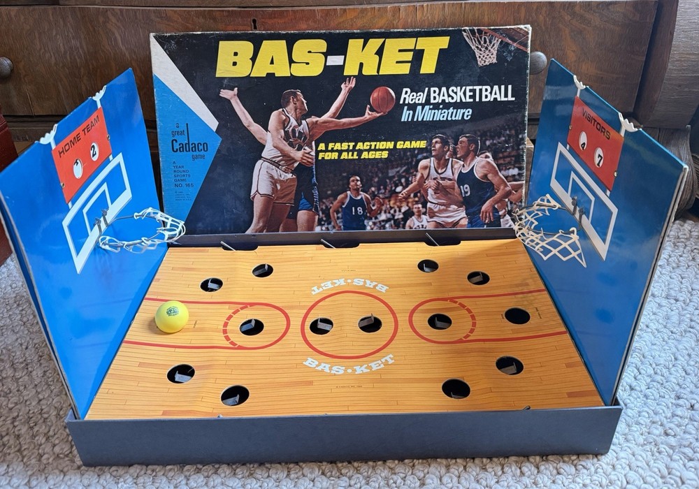 1969 Cadaco BAS-KET Basketball Mini Board Game Complete Tabletop Chicago
