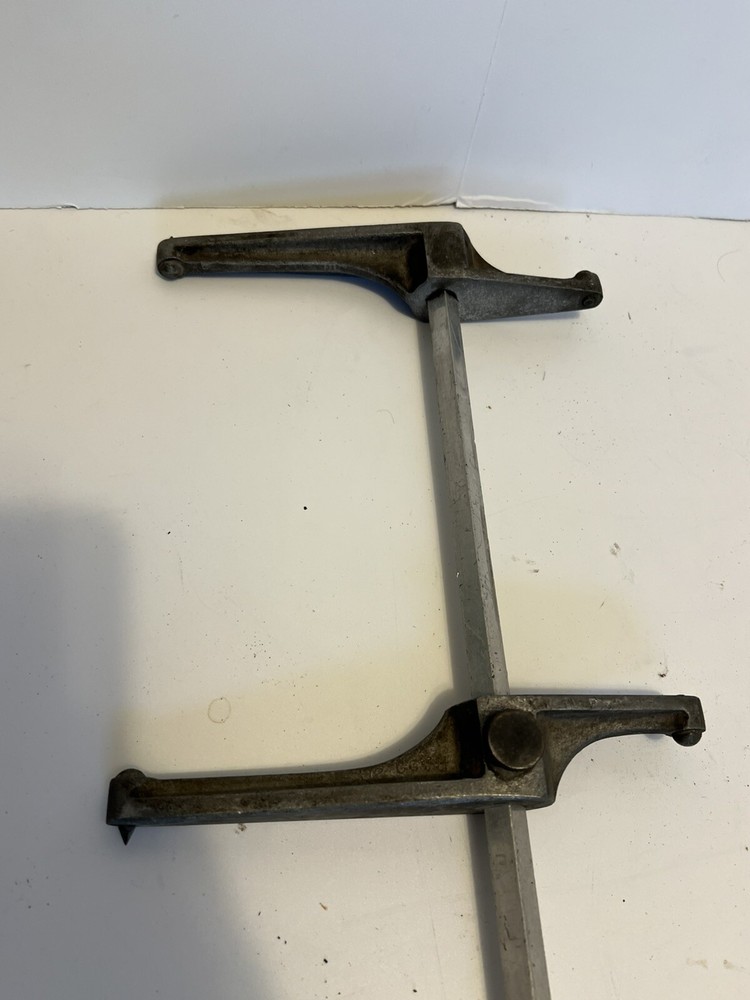 Snap-on B-300 Caliper Tool Measures 7.060 - 18.080